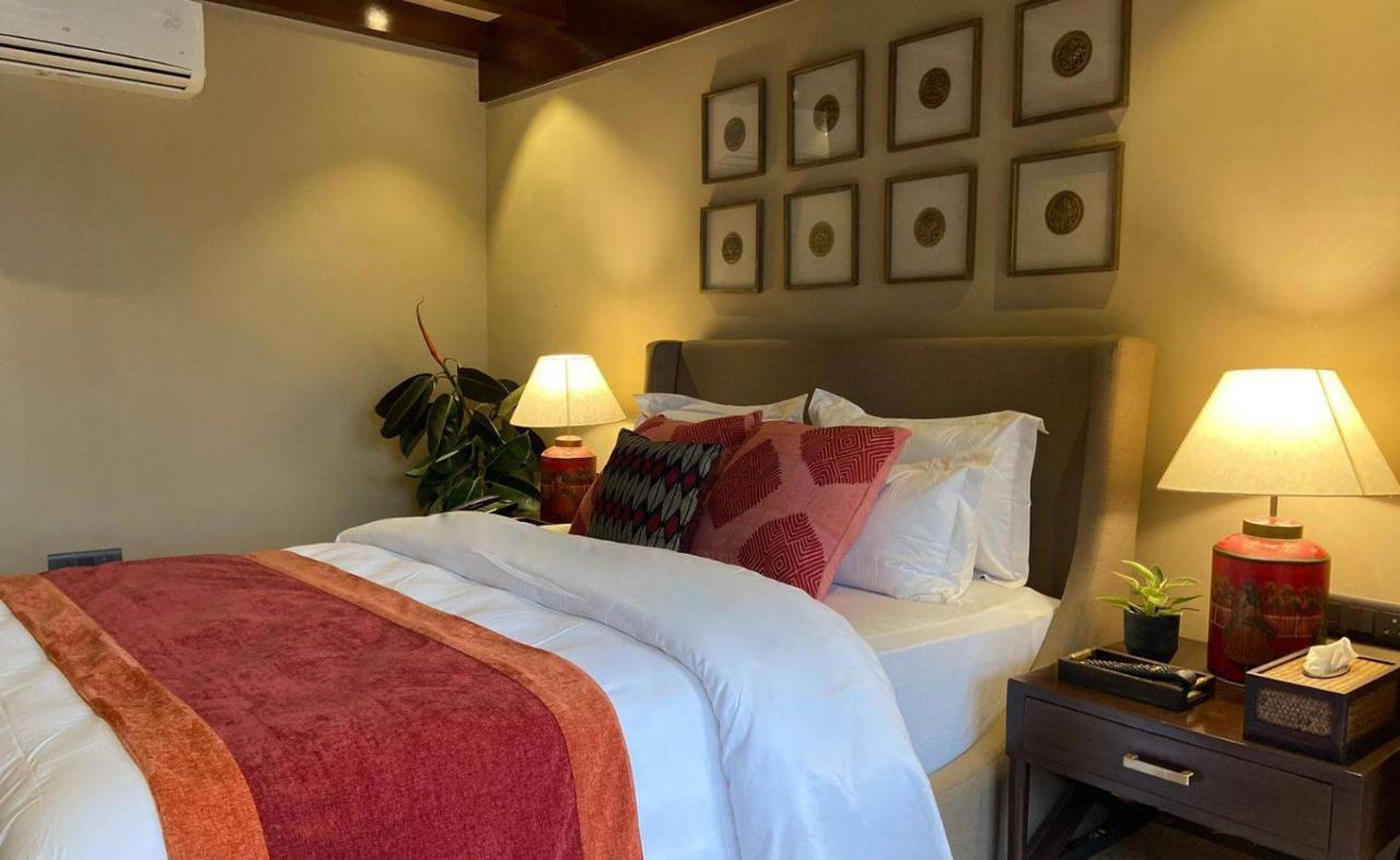 Miraaya Wellness And Golf Resort Chitwan Buitenkant foto