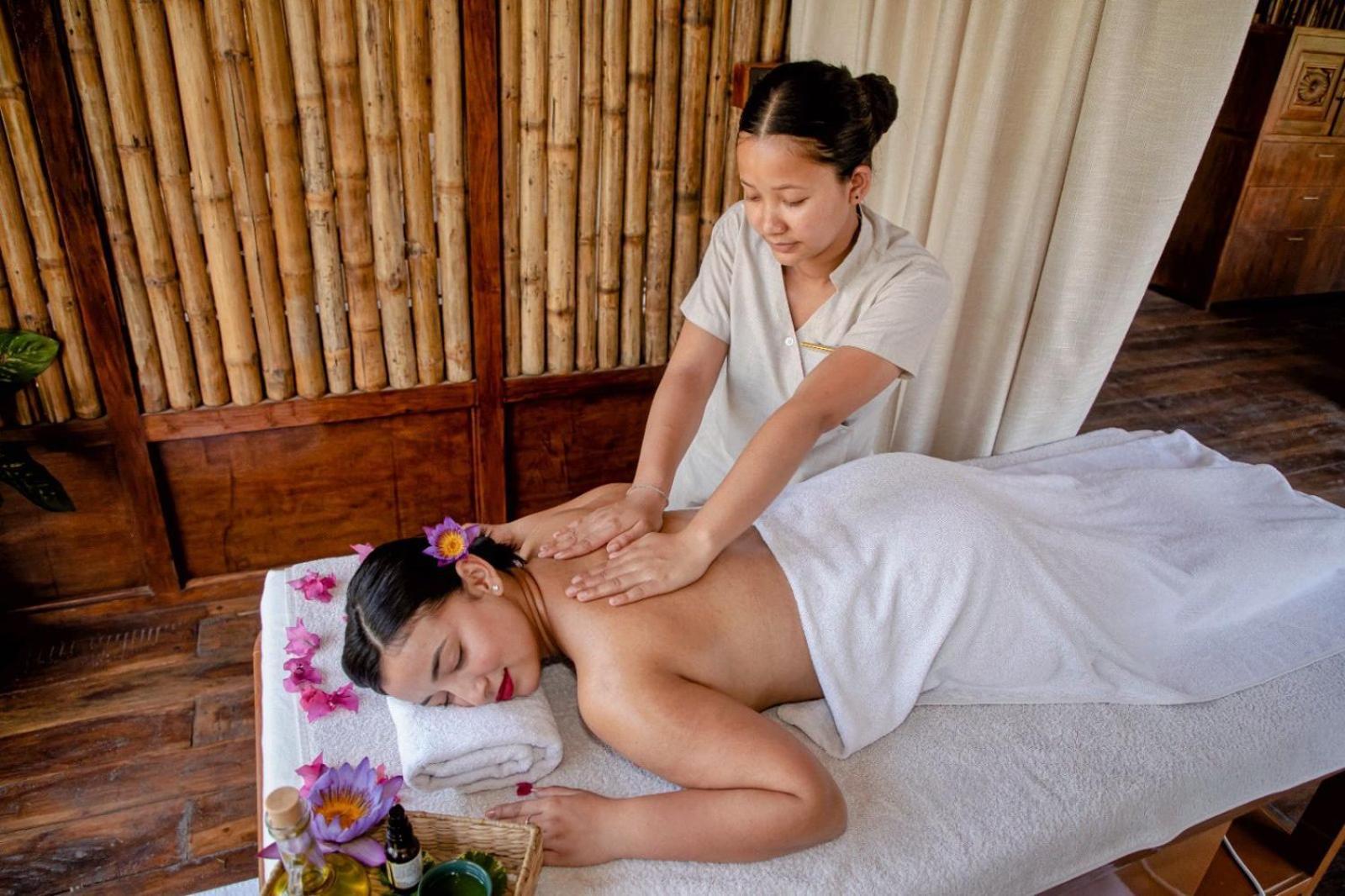 Miraaya Wellness And Golf Resort Chitwan Buitenkant foto